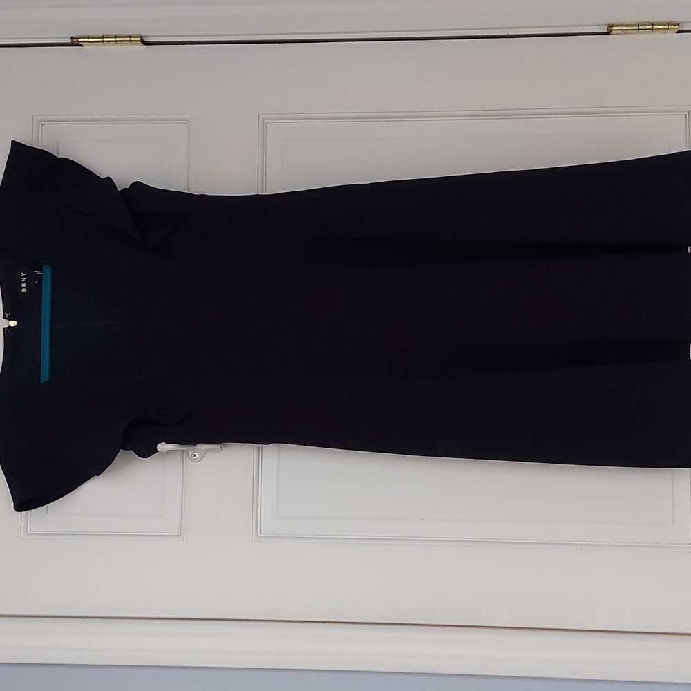 DKNY Flutter Shoulder, V-Neck Sheath Dress